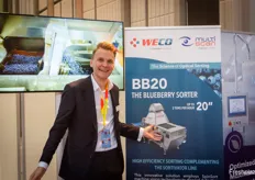 Elias Stenzel with Weco, telling about the new BB20 blueberry sorter, which is being tested at Hortifrut now and will be launched next spring.