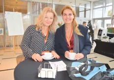 Magdalena Bartlomiejczyk and Eirini Syngelaki taking a quick coffee break before the next Polish retailer meetings.